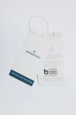 Camisa bordada em renda