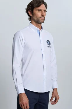 Camisa branca bordada
