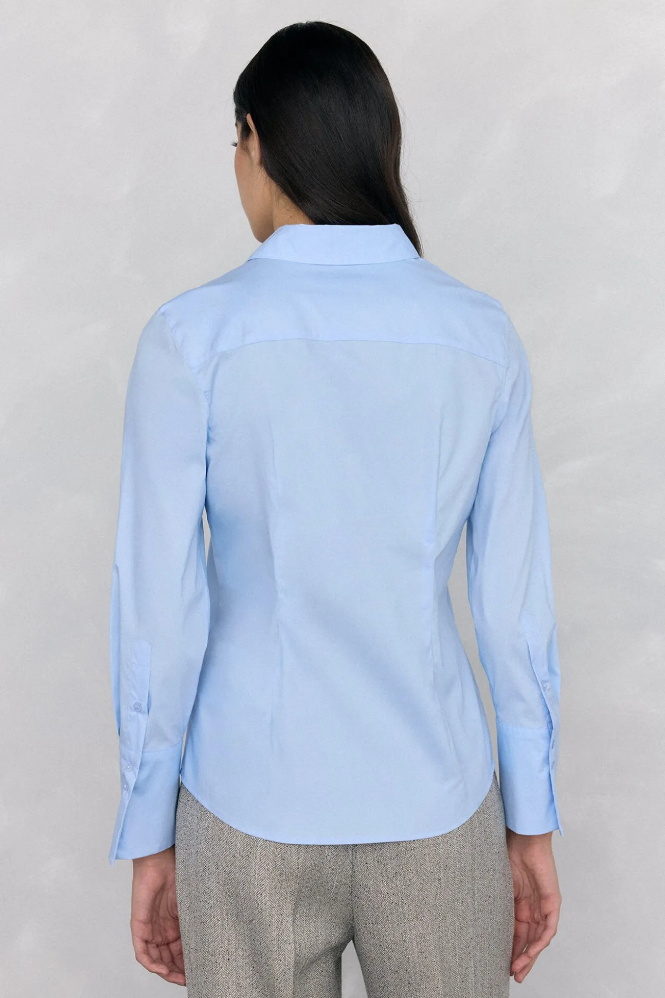 Camisa básica de ferro fácil