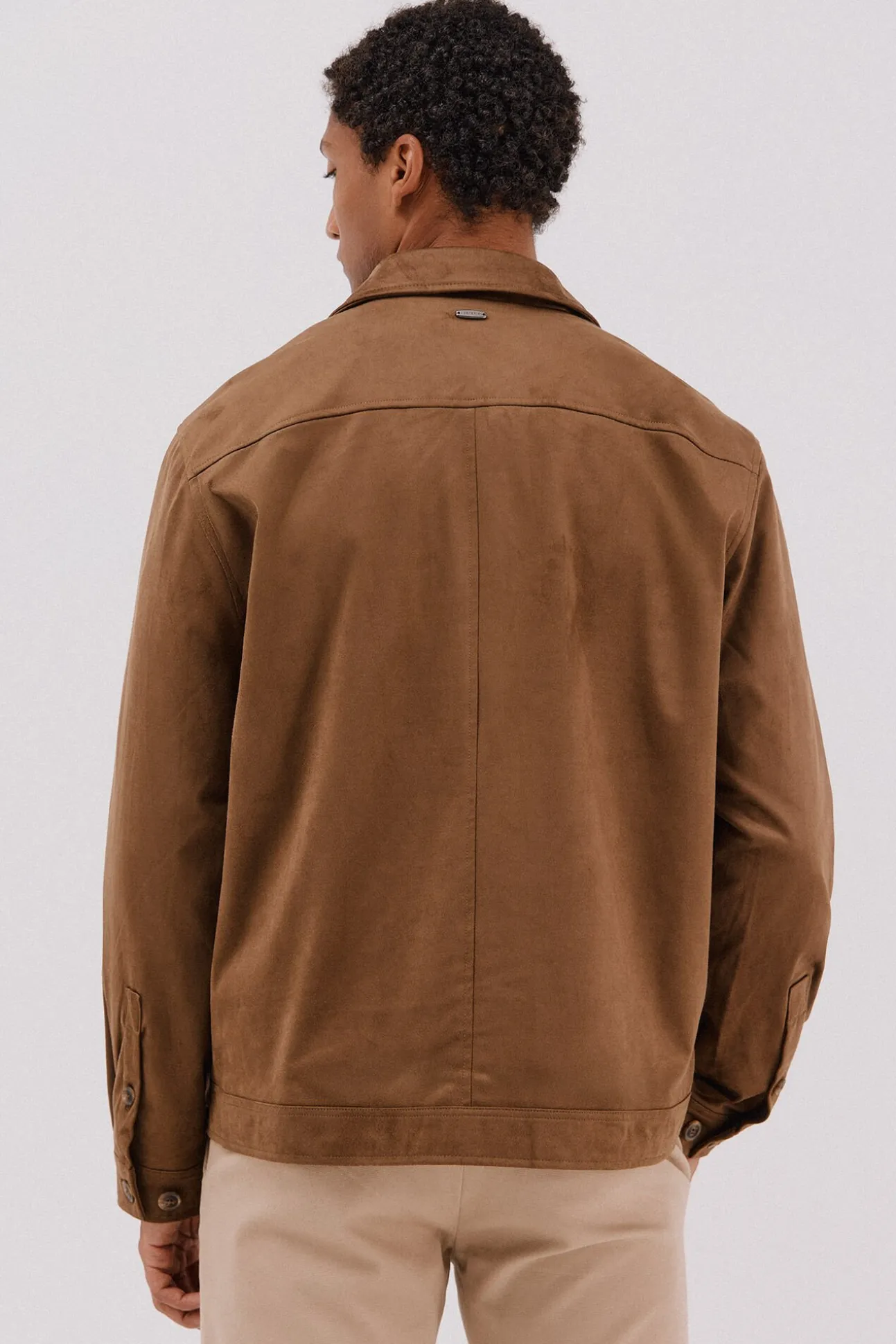 Camisa comprida efeito camurça