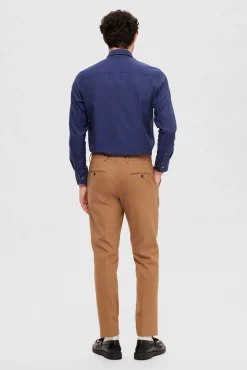 Camisa de algodão orgânico Slim Fit.