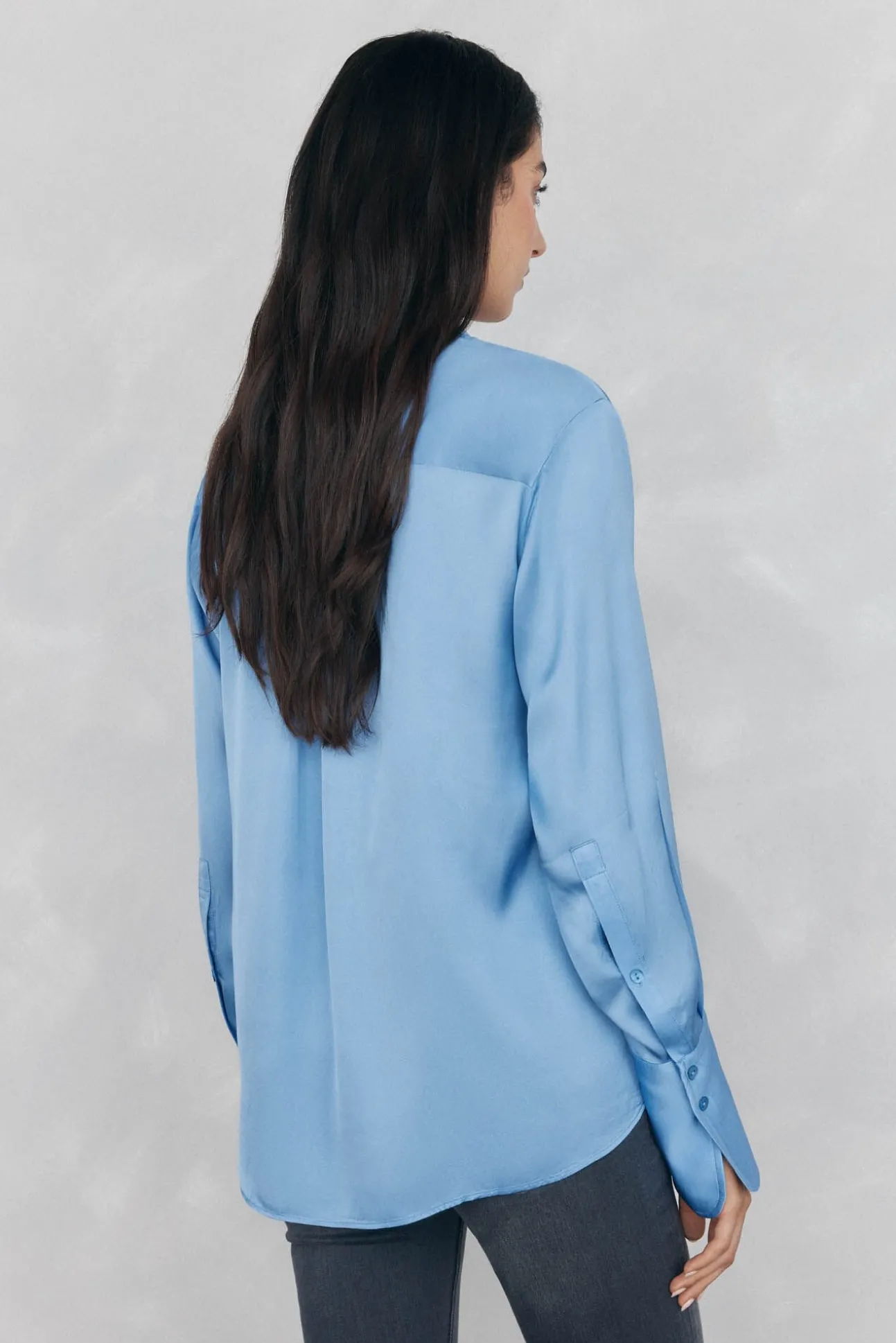 Camisa de cetim lisa