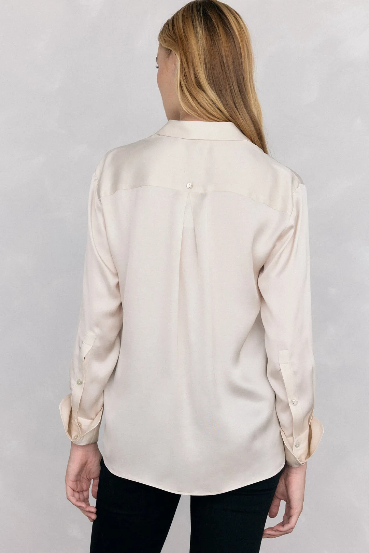 Camisa de cetim lisa