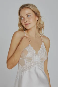 Camisa de dormir Ivette Bridal de cetim com tanga em branco