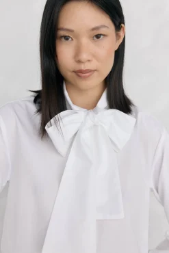 Camisa de laçada largo