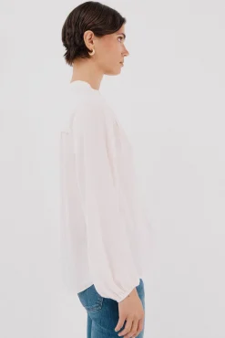 Camisa elástica com botões