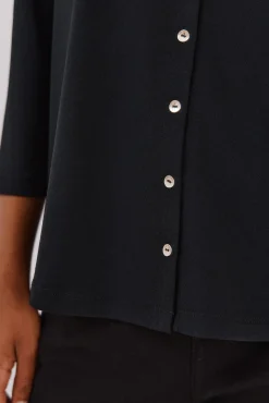 Camisa elástica com botões