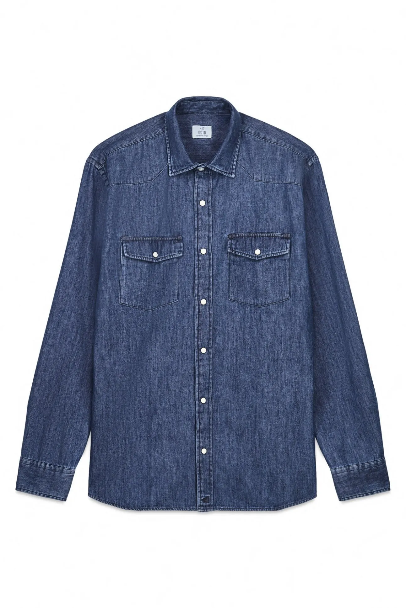 Camisa jeans com bolsos