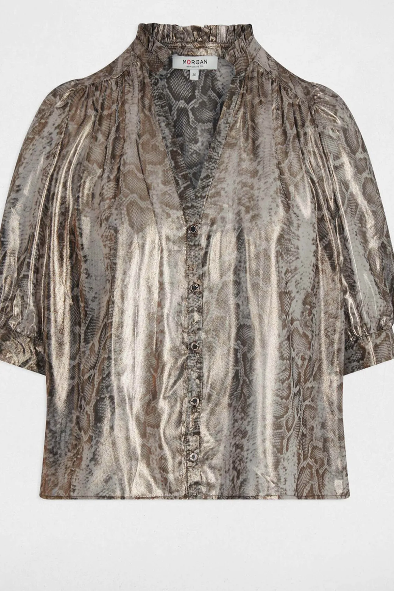 Camisa justa com mangas bufantes