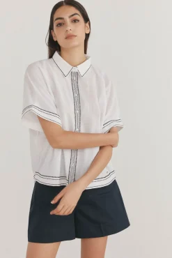 Camisa larga contrastante