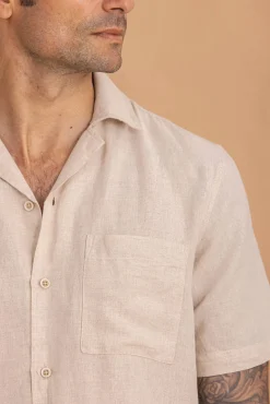 Camisa manga curta com linho