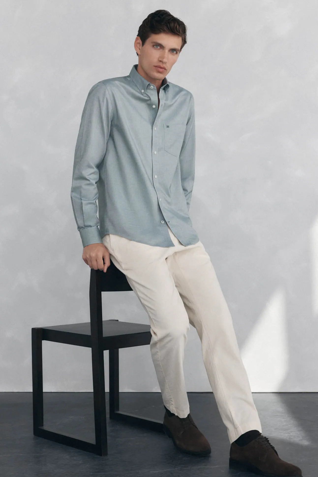 Camisa non-iron oxford liso
