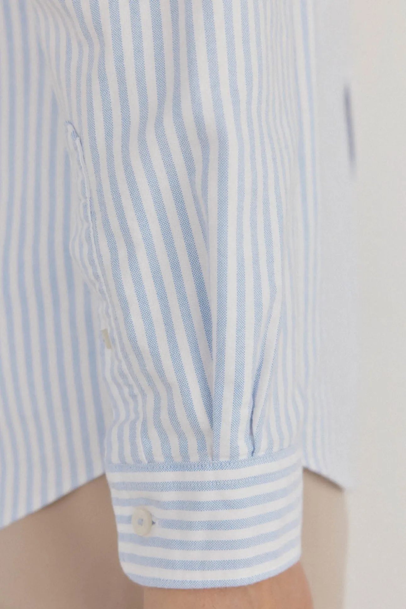 Camisa Oxford Listrada Candela Icônica