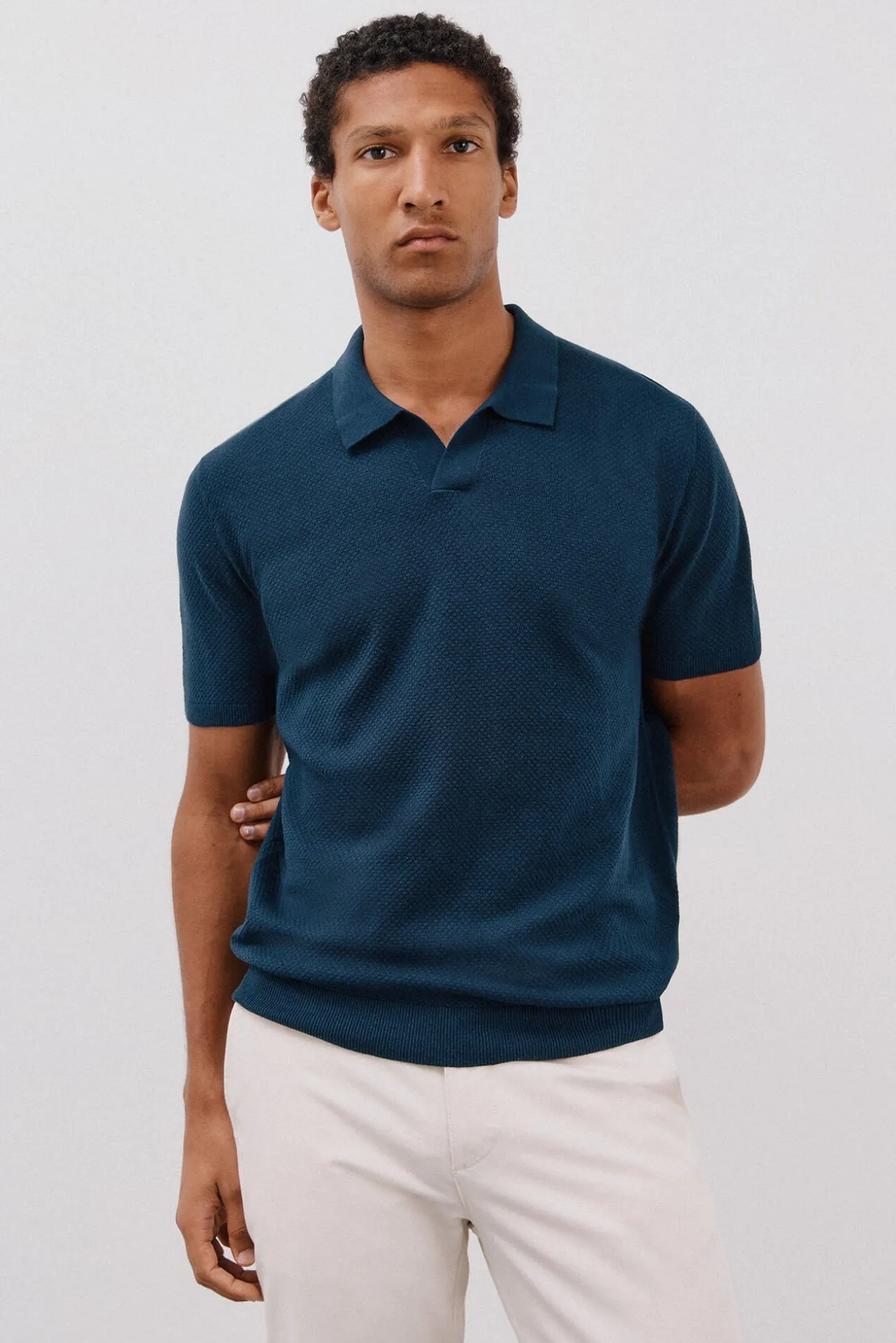 Camisa polo de algodão estruturada de manga curta