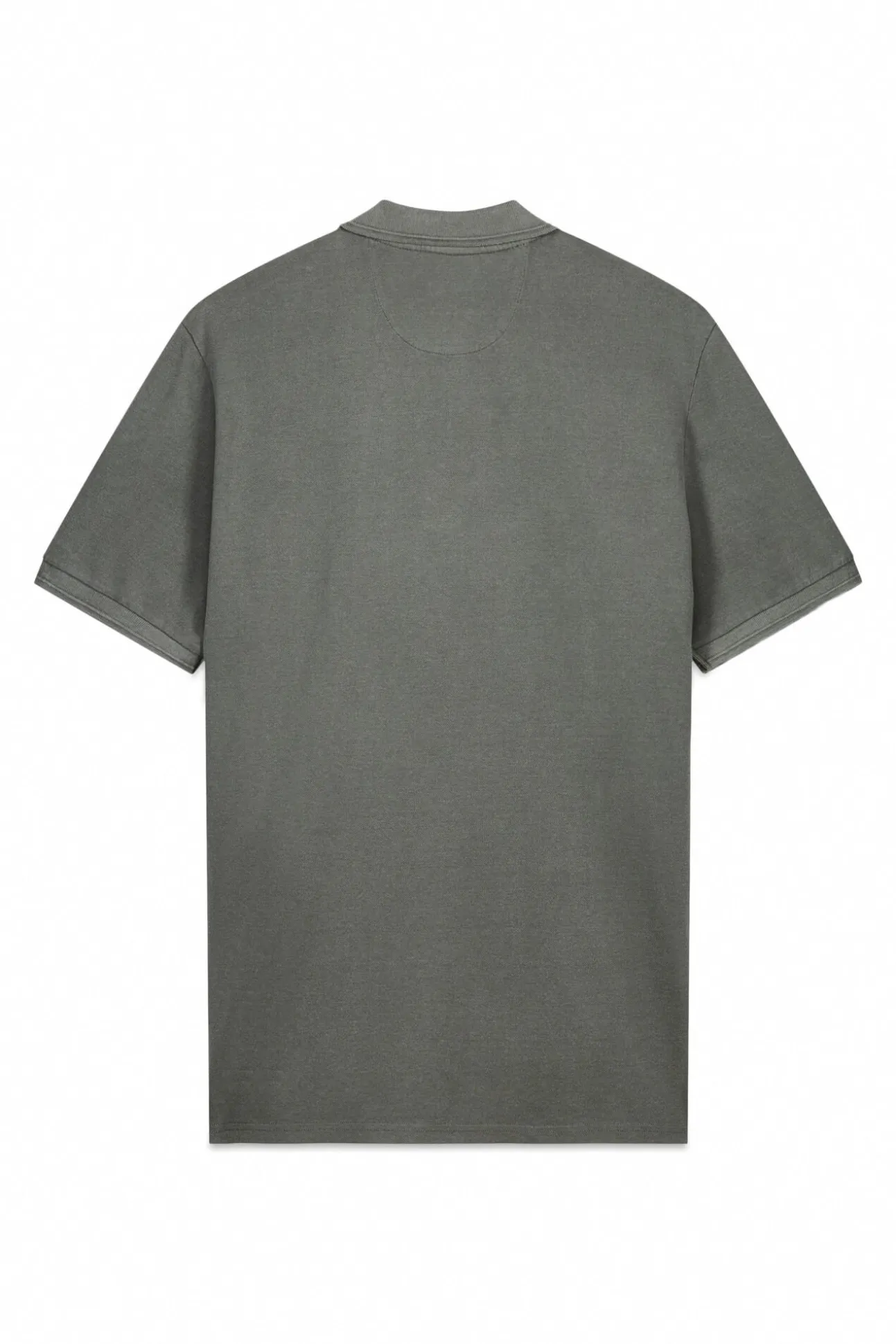 Camisa polo piqué lavada com bordado de avião