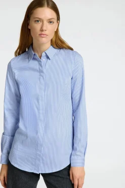 Camisa Slim Fit confeccionada em algodão orgânico