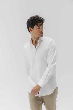 Camisa social de popelina elástica