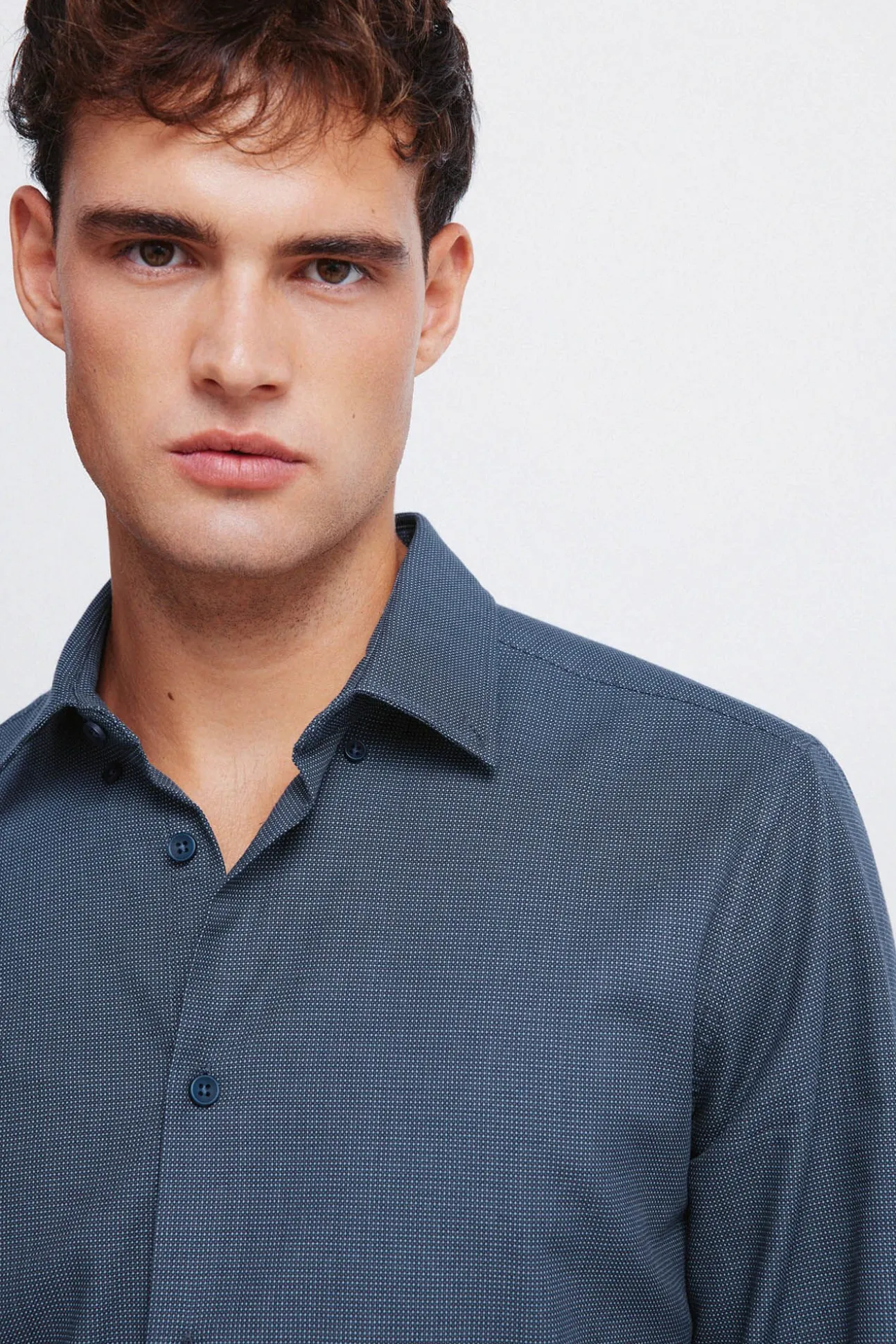 Camisa social estruturada bicolor