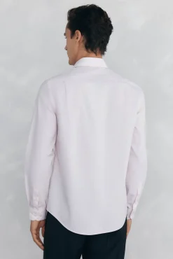 Camisa social lisa que não pode ser passada a ferro + resistente a manchas