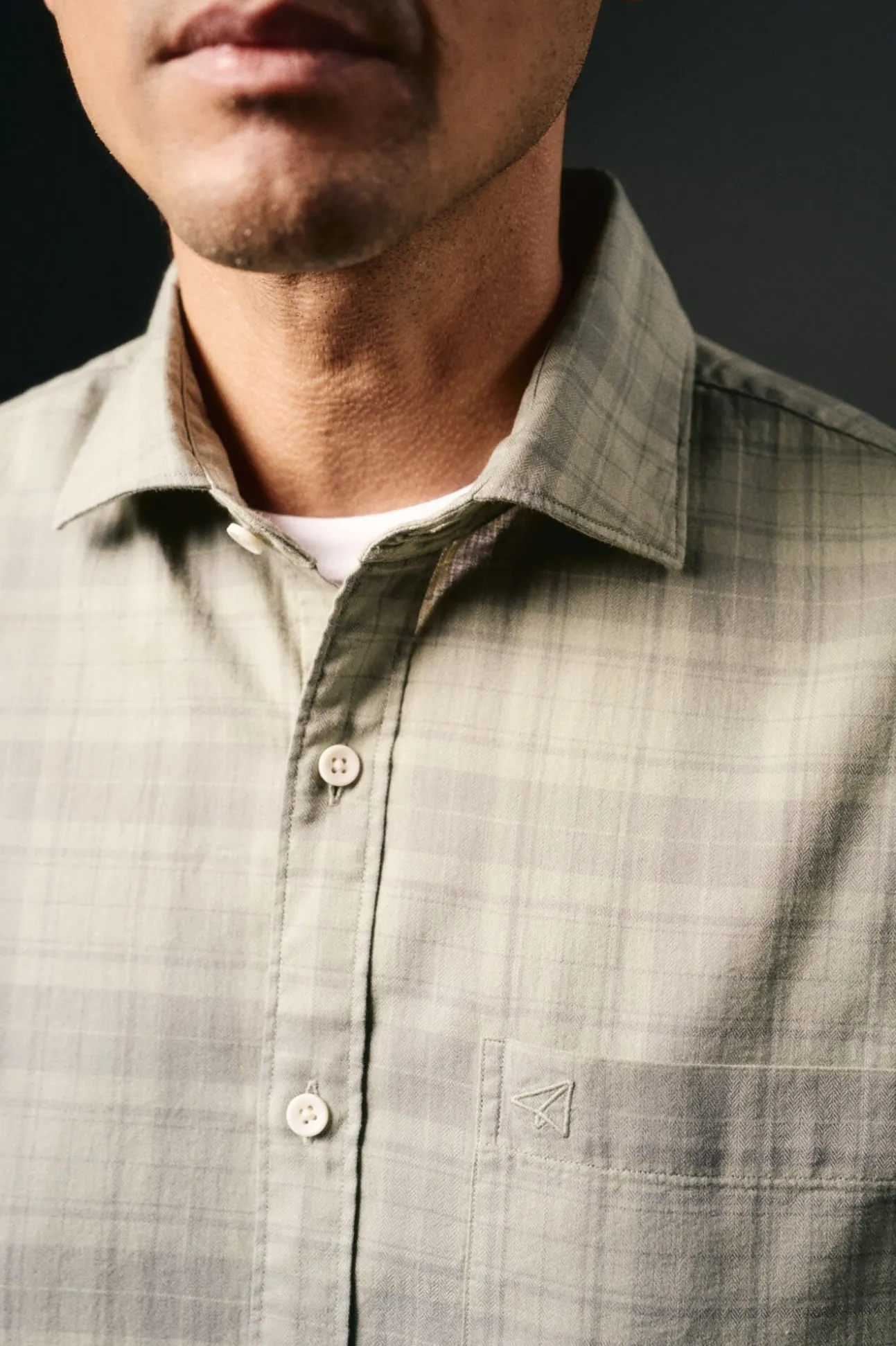 Camisa xadrez tingida