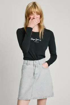 Camiseta básica de manga comprida com logo frontal