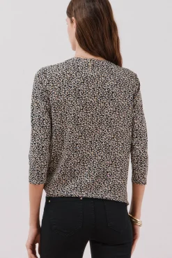 Camiseta básica decote mandarim