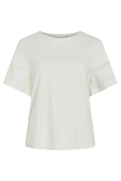 Camiseta de algodão orgânico com vazados