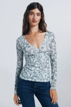 Camiseta de chiffon com decote franzido estampado