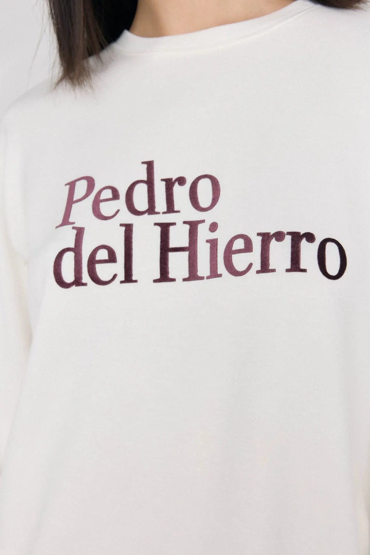 Camiseta de manga comprida com logo soft touch e activewear