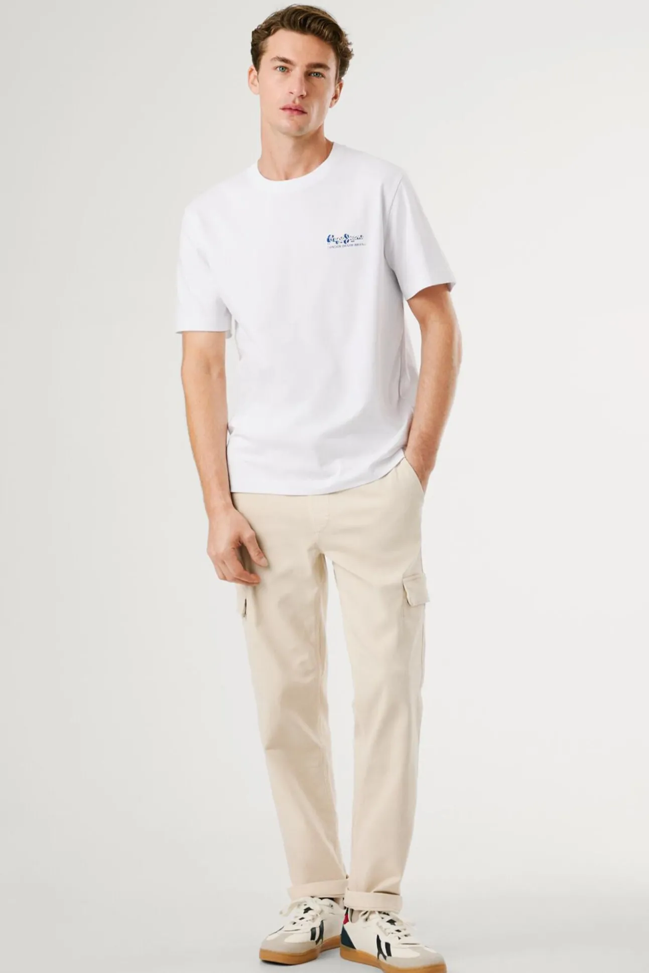 Camiseta estampada com logotipo de corte regular