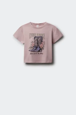 Camiseta feminina com botas de cowboy