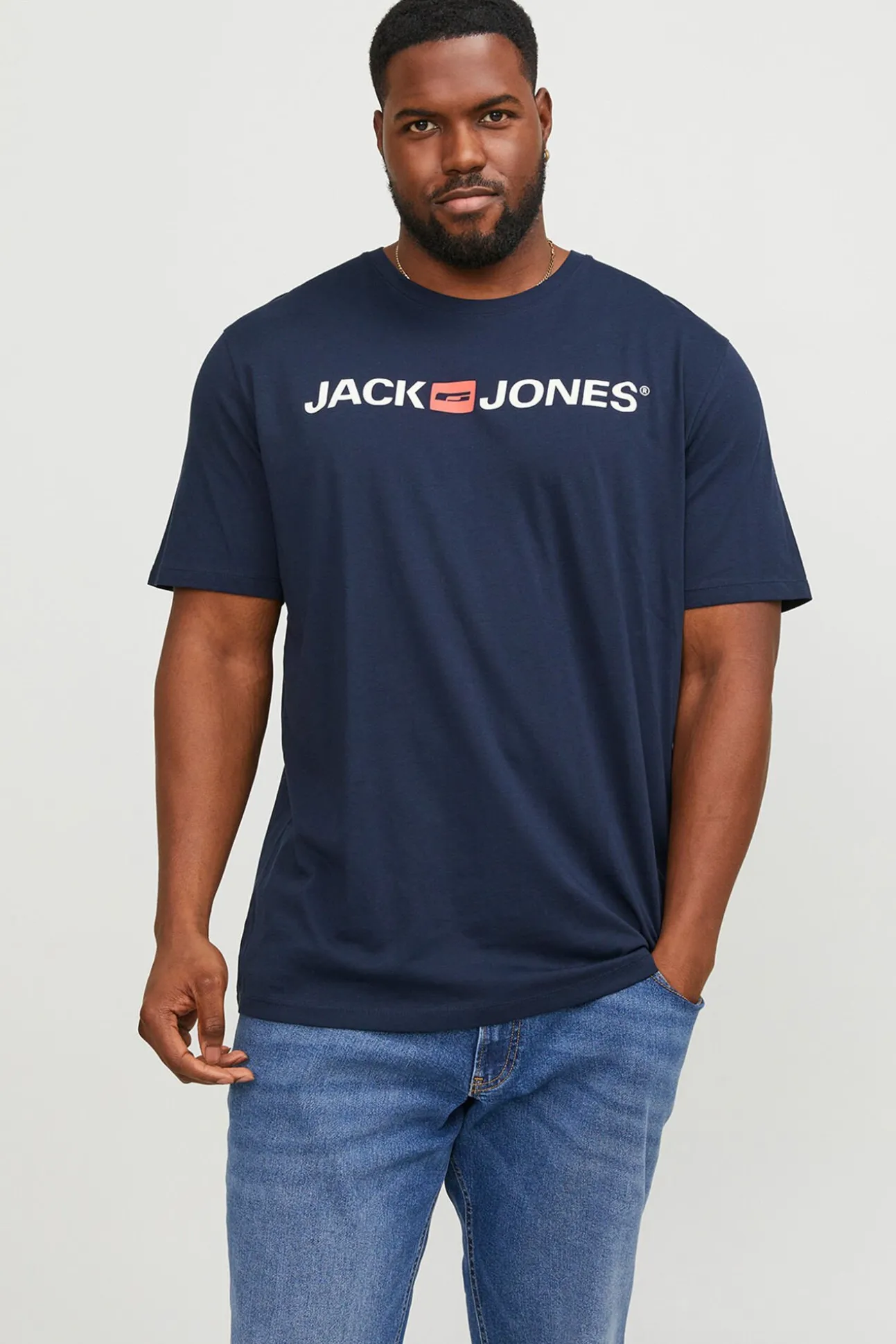 Camiseta PLUS de corte regular