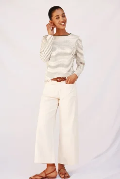 Camiseta riscas com gola canoa