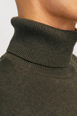 Camisola básica de gola alta