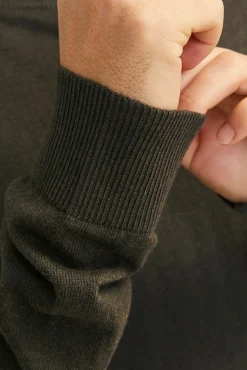 Camisola básica de gola alta