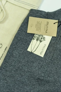 Camisola Chen com gola na fecho-éclair