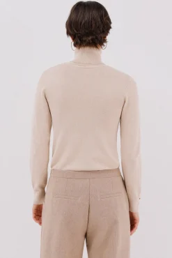 Camisola com gola alta