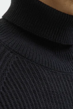 Camisola de gola