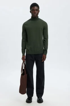 Camisola de gola de algodão orgânico