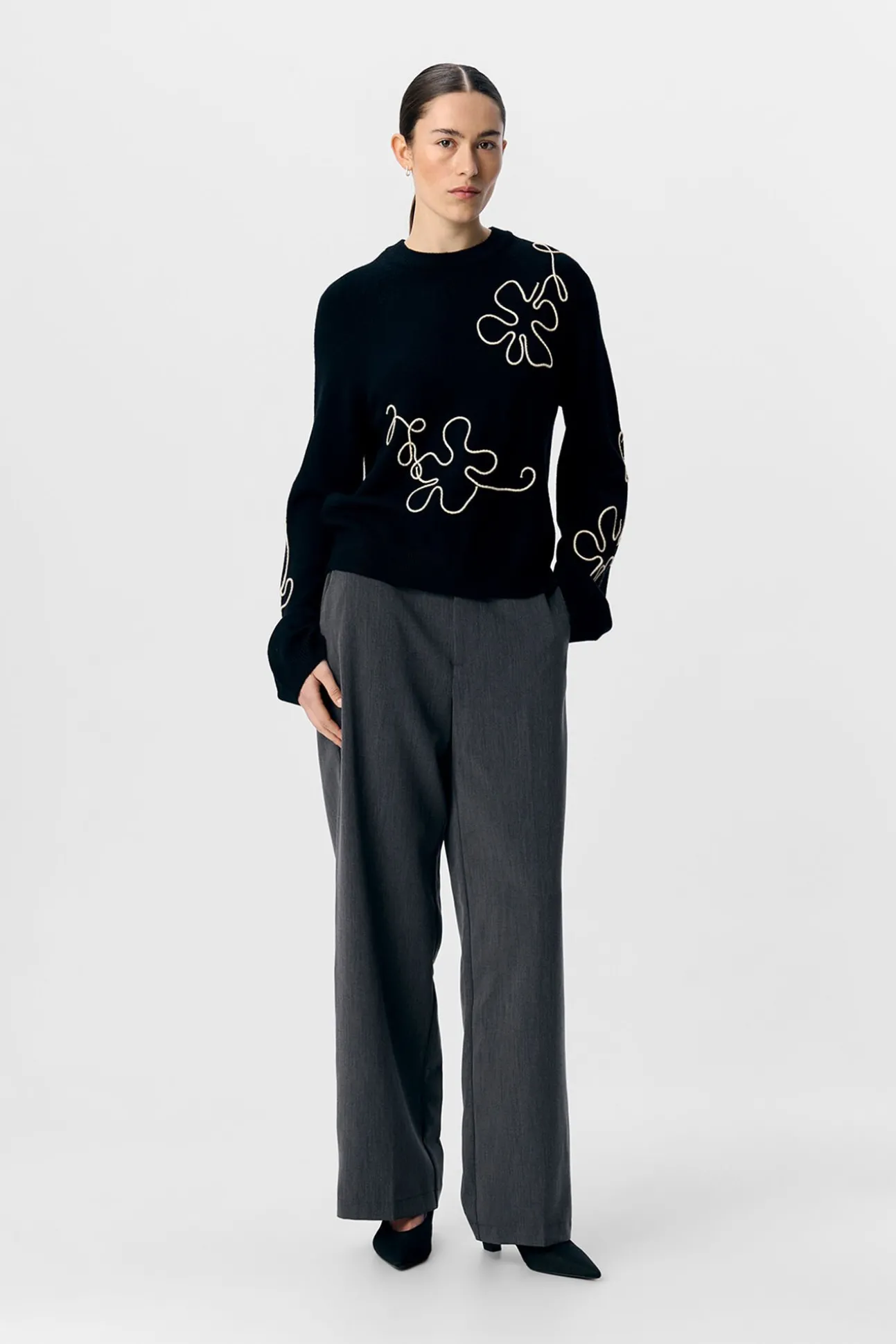 Camisola de malha bordado com flores