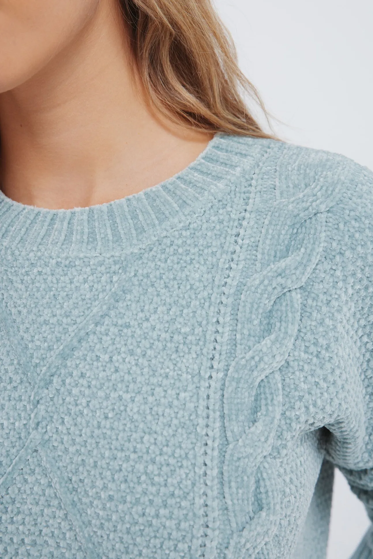 Camisola de malha trançada em chenille