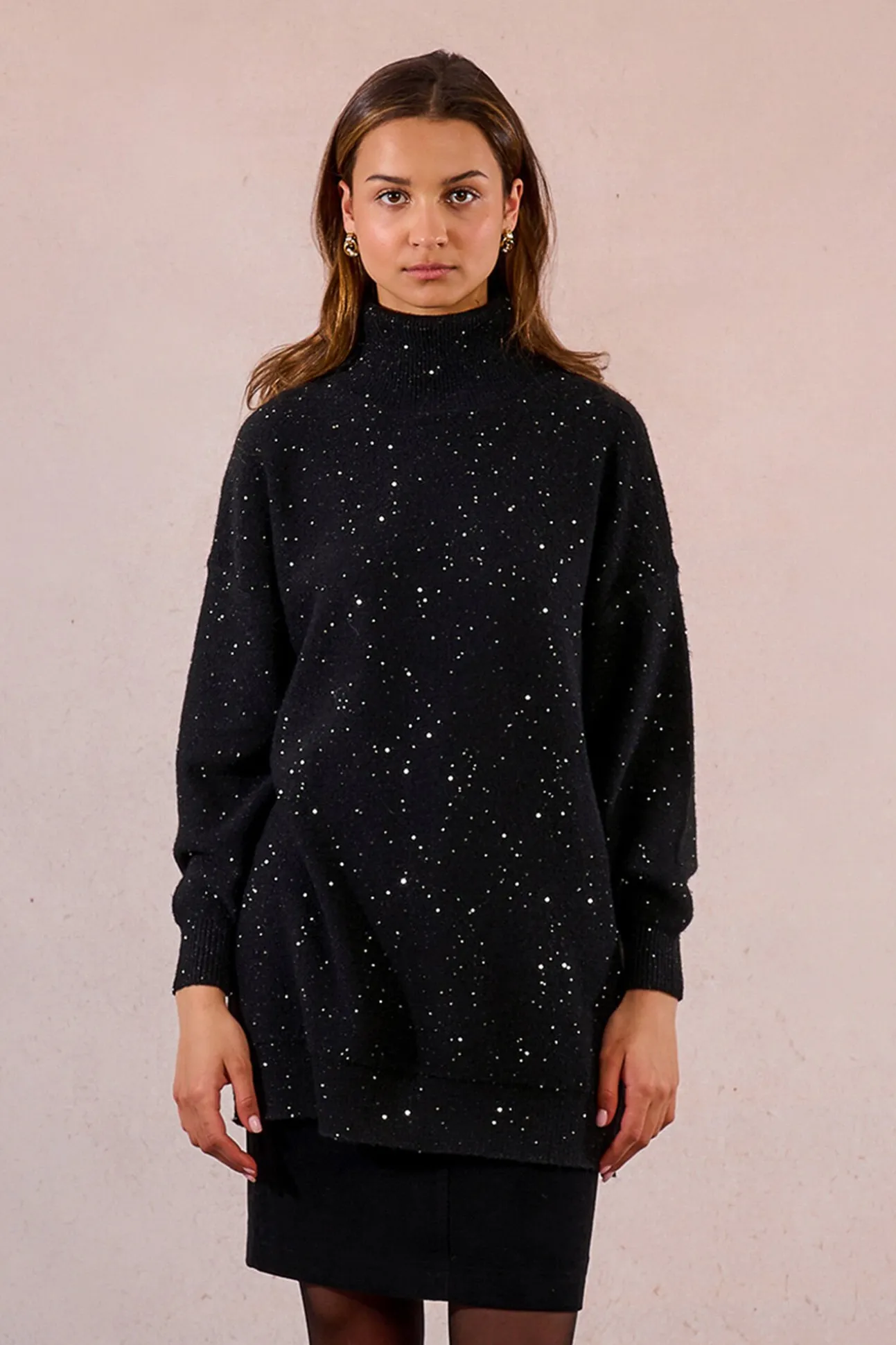 Camisola de manga comprida com miçangas brilhantes