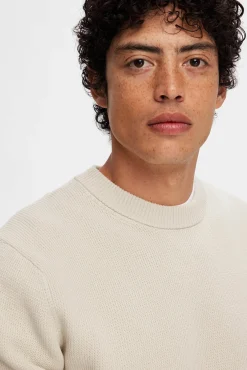 Camisola estruturada 100% algodão orgânico.