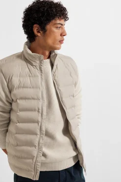 Camisola estruturada 100% algodão orgânico.