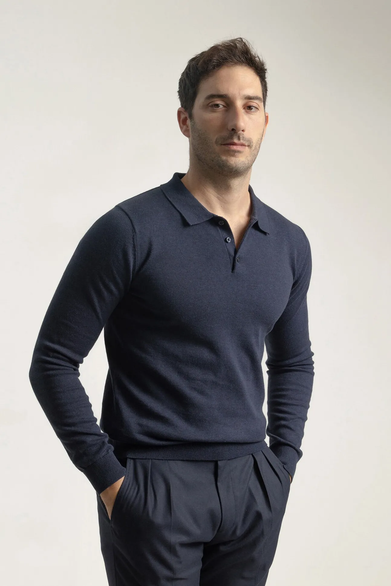 Camisola gola em bico algodão