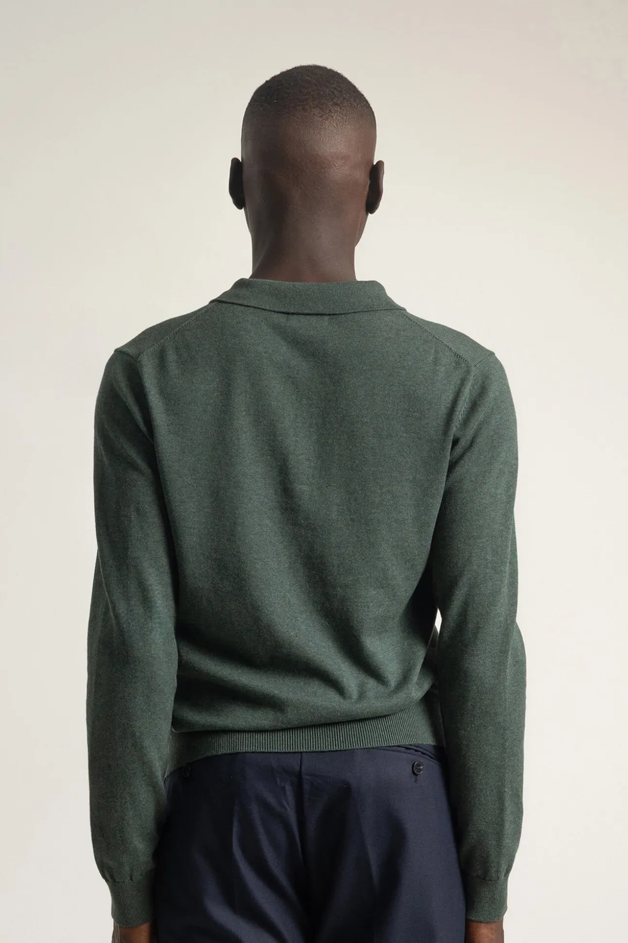 Camisola gola em bico algodão