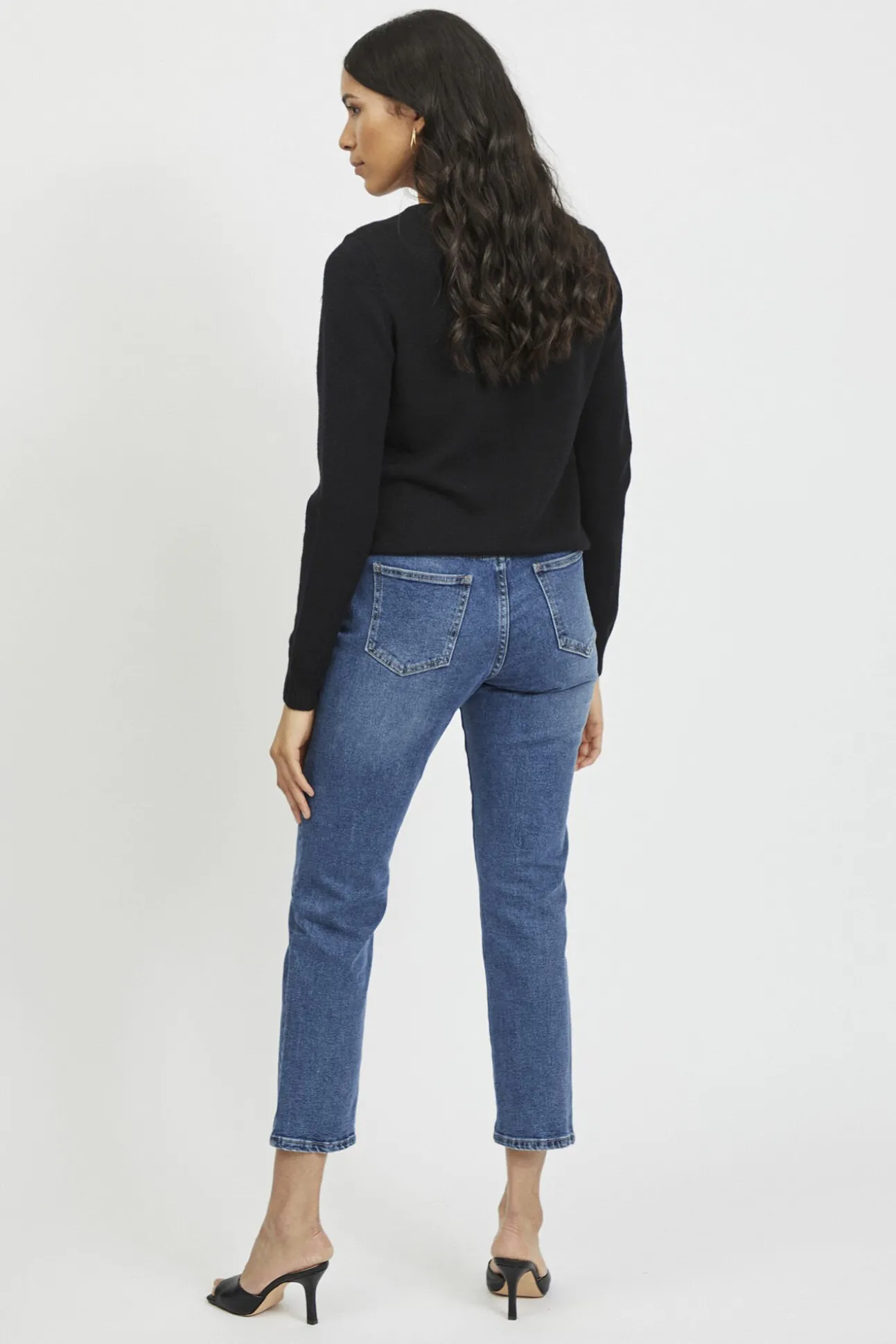 Camisola malha gola em bico