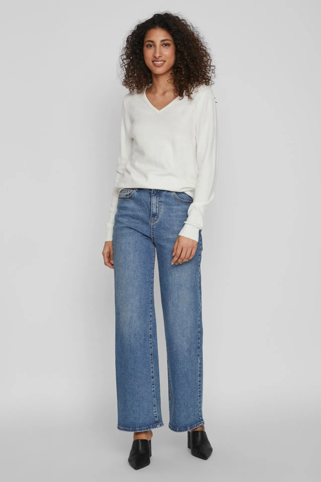 Camisola malha gola em bico