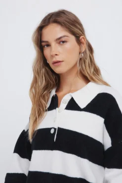 Camisola polo bordada