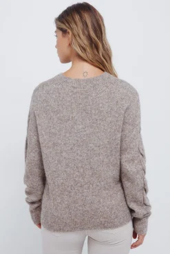 Camisola trançado em V